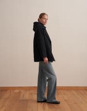 etek ucu bantlı kruvaze trençkot siyah 2