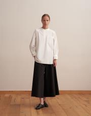 omuz pile detaylı gömlek ekru