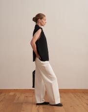 v yaka triko yelek siyah 3