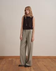 düğme detaylı pileli pantolon bej 3