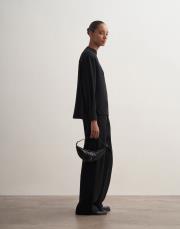 düğmeli kruvaze detaylı bluz siyah 3