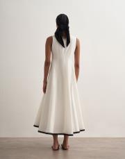 %100 keten kontrast şeritli volanlı elbise ekru 4