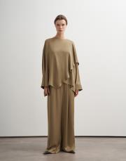 şal yaka dökümlü bluz koyu bej 2