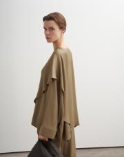 şal yaka dökümlü bluz koyu bej 4