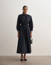 %100 koton bağcıklı elbise koyu lacivert